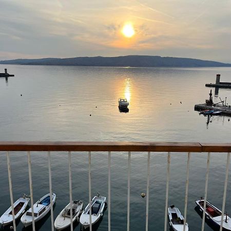 Apartment Sun&Sea, Senj, Prvi Red Do Mora Senj  Ngoại thất bức ảnh