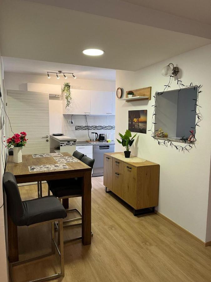 Apartment Sun&Sea, Senj, Prvi Red Do Mora Senj  Ngoại thất bức ảnh